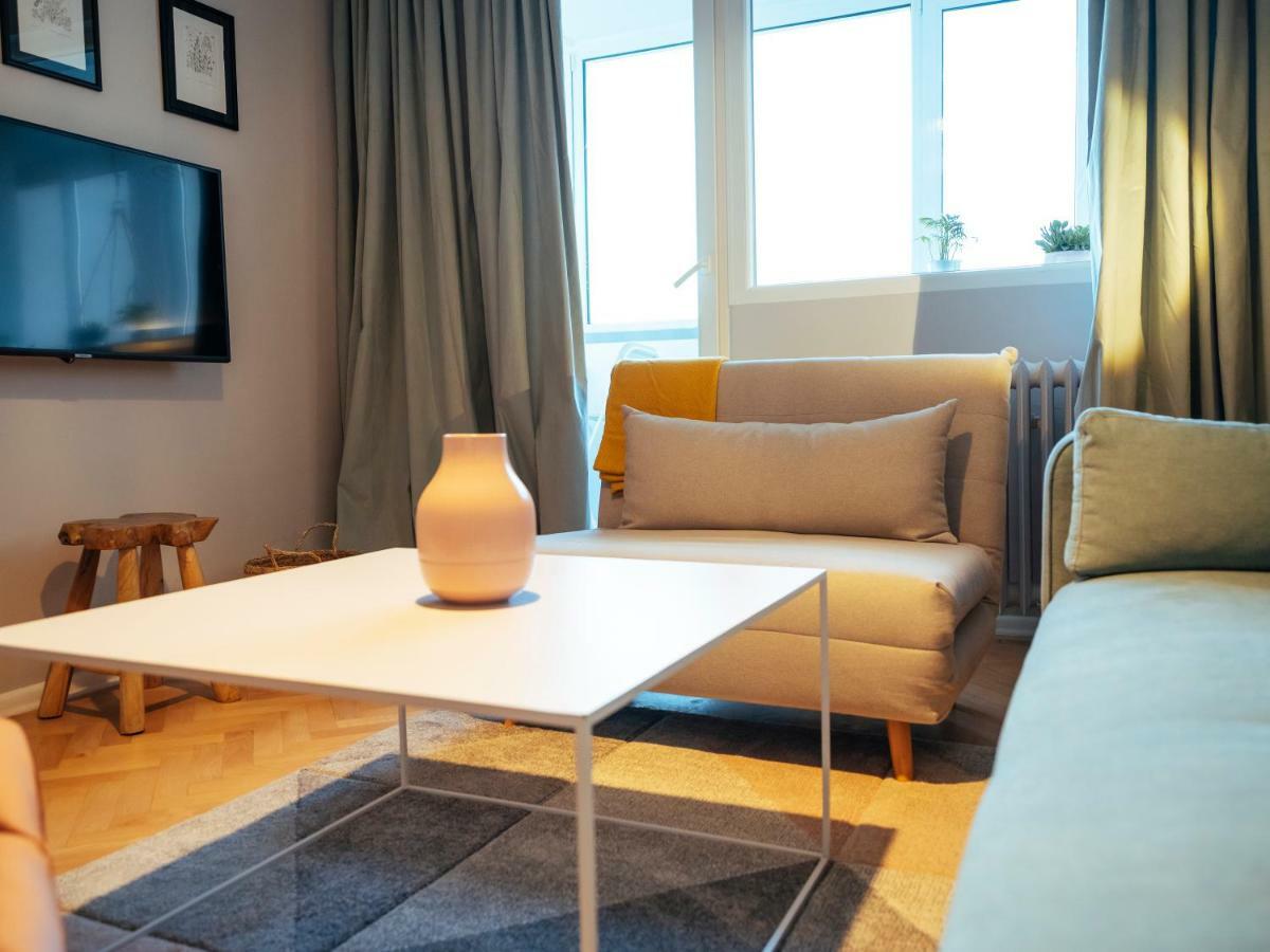 Parklake Design Apartment - Fabulous View - Netflix Bucureşti Ngoại thất bức ảnh