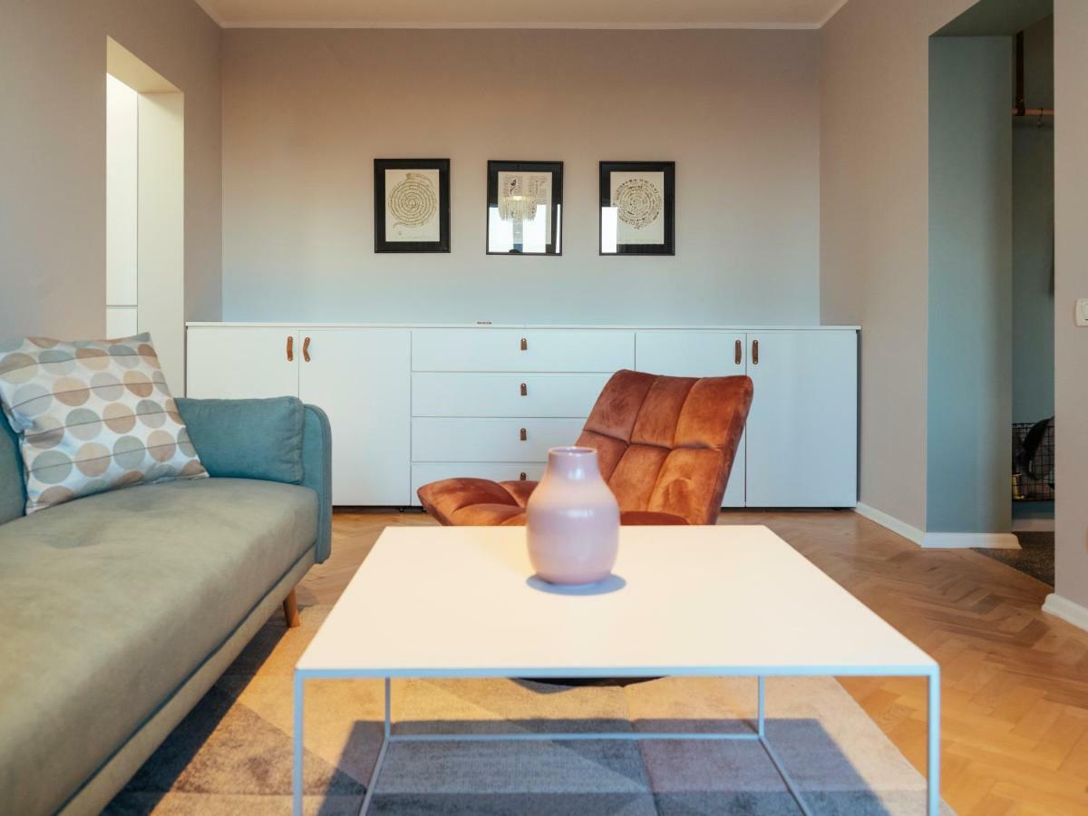 Parklake Design Apartment - Fabulous View - Netflix Bucureşti Ngoại thất bức ảnh